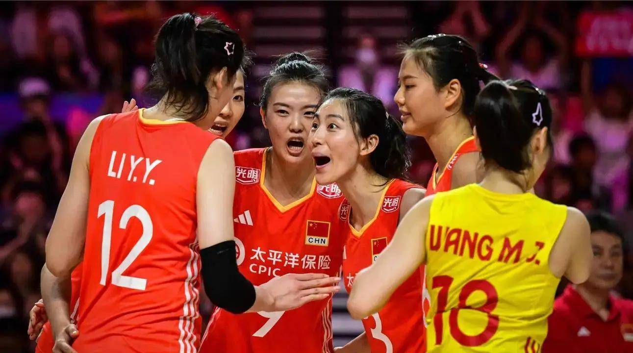 深一度｜女排俱乐部备战新赛季，热度升高，拦防质量比表面话题更关键，后续发展值得关注