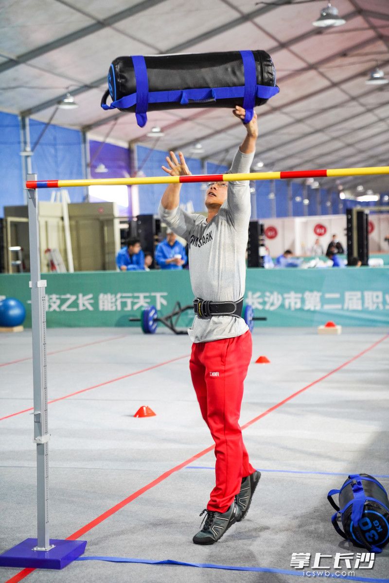 现场｜职业联赛和季后赛同步抢镜推高关注度，秋季体育档全面展开后续走向受关注，赛前气氛已经拉满