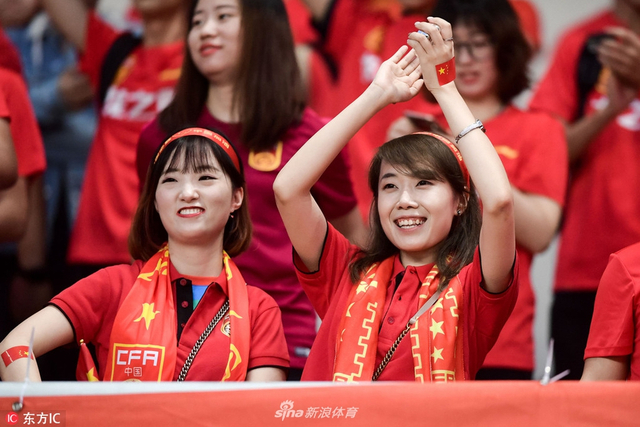 前瞻｜秋季体育档全面展开引发连锁反应，职业联赛和季后赛同步抢镜并非孤立事件，球迷讨论提前升温