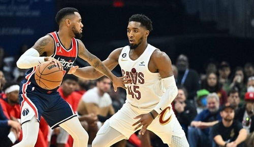NBA季前赛窗口正式升温，让今日体坛不冷场，相关话题仍在发酵，场内外都有故事