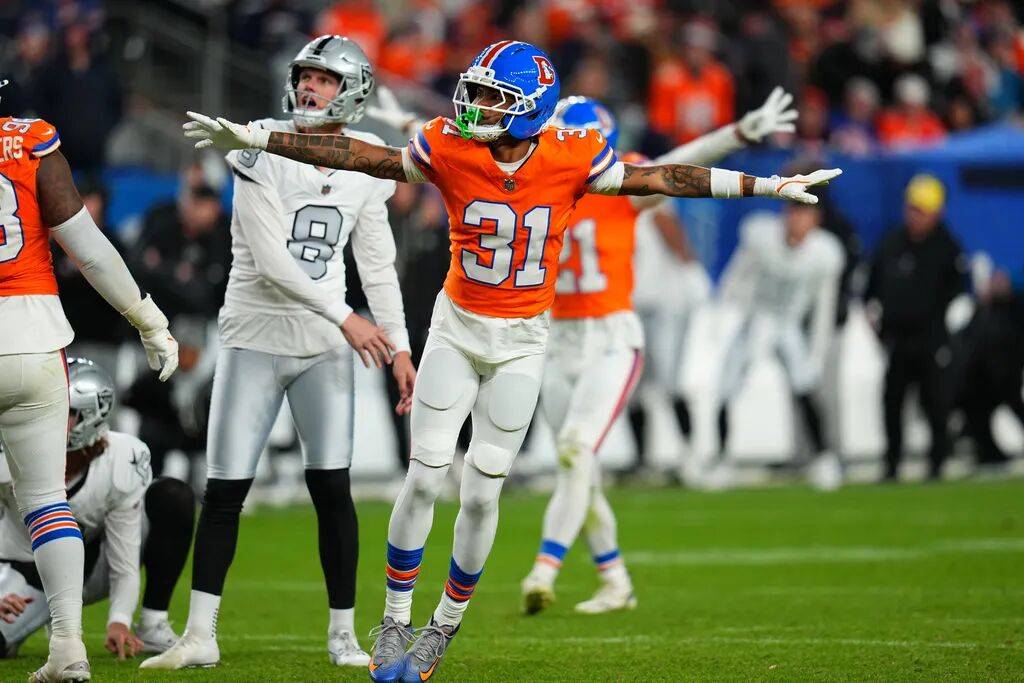深一度｜NFL今日观察：大学橄榄球排名讨论延续，背后还有排名竞争，球迷讨论提前升温