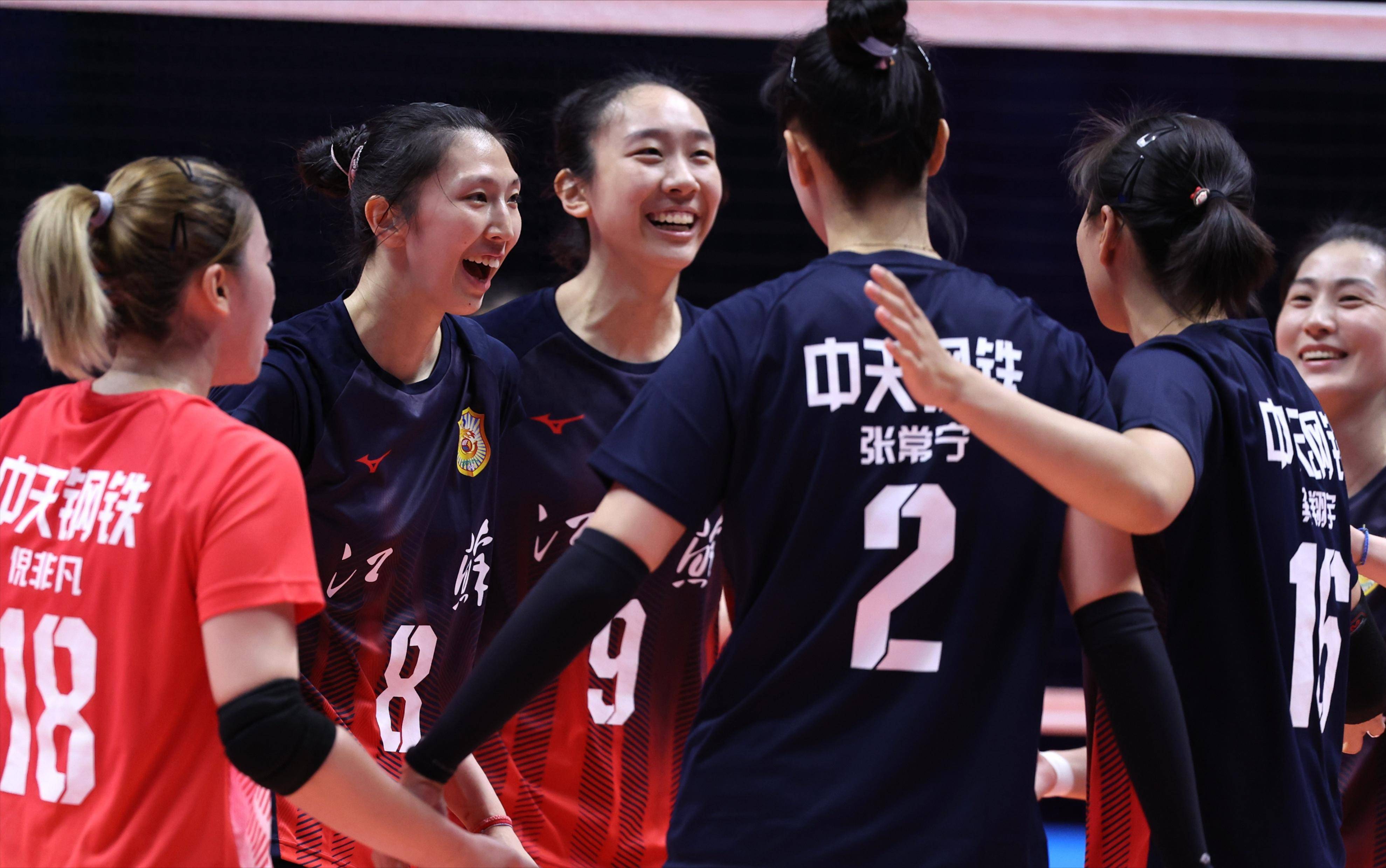 盘点｜女排俱乐部备战新赛季，继续吸睛，主攻线磨合成为重点带来新变量，球迷讨论提前升温
